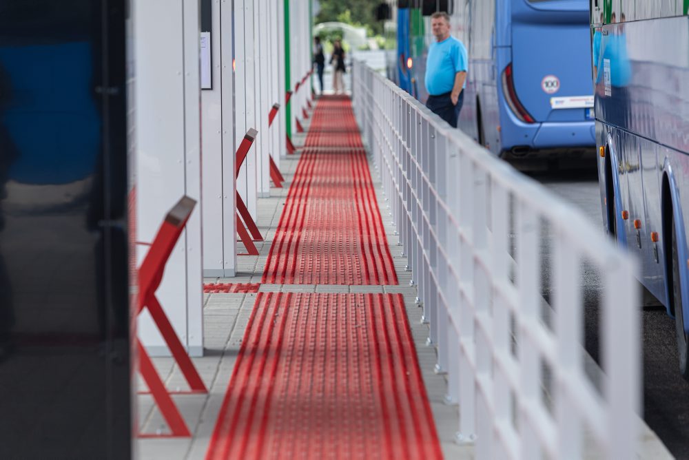 Slávnostné prevzatie zrekonštruovanej autobusovej stanice od zhotoviteľa v Kysuckom Novom Meste
