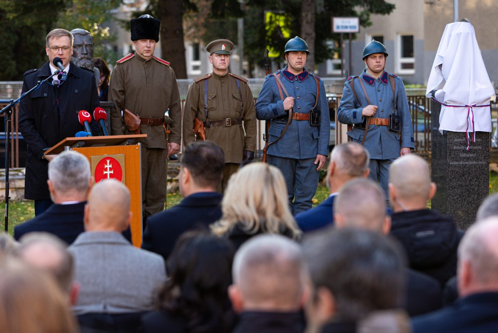 Slávnostné odhalenie busty generála Milana Rastislava Štefánika v Martine