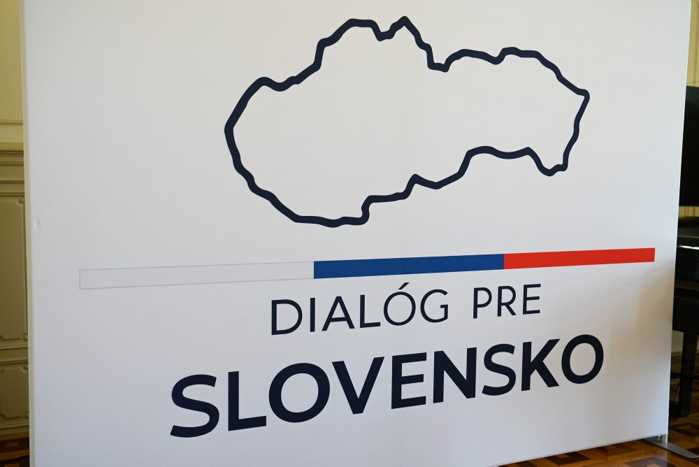 Podujatie Dialóg pre Slovensko v Divadle Jána Palárika