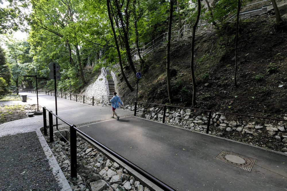 Slávnostné otvorenie zrekonštruovanej Hlbokej cesty - zelenej pešej trasy v Starom Meste