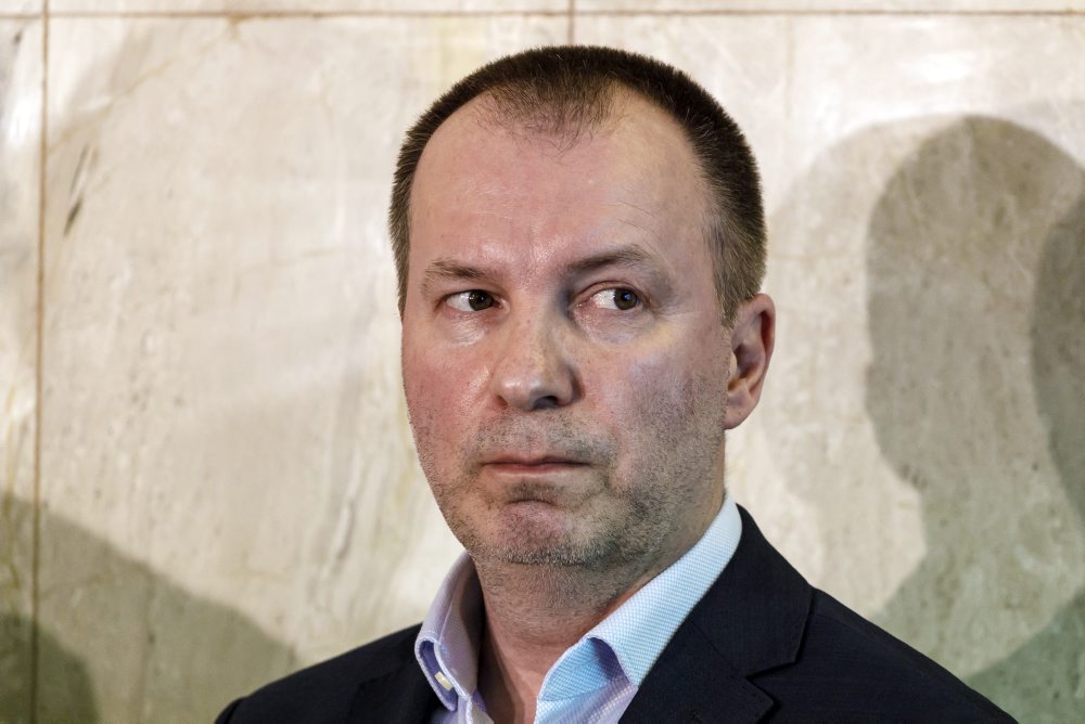 Tlačová konferencia ministra dopravy SR Jozefa Ráža a generálneho riaditeľa Železníc SR Miroslava Garaja na tému Hlavná bratislavská stanica