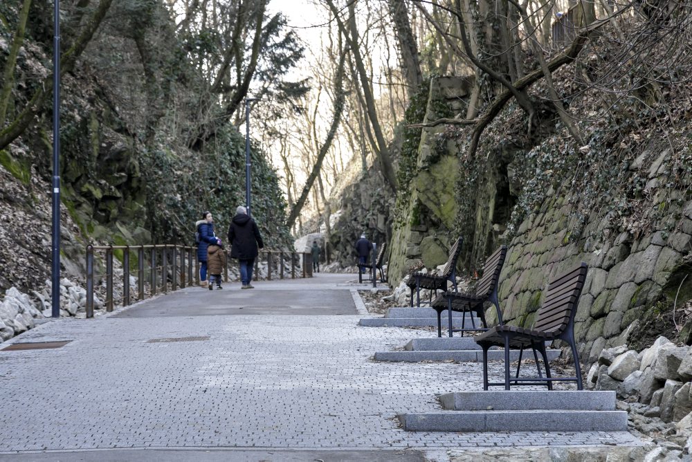 Rekonštrukcia Hlbokej cesty v bratislavskom Starom Meste