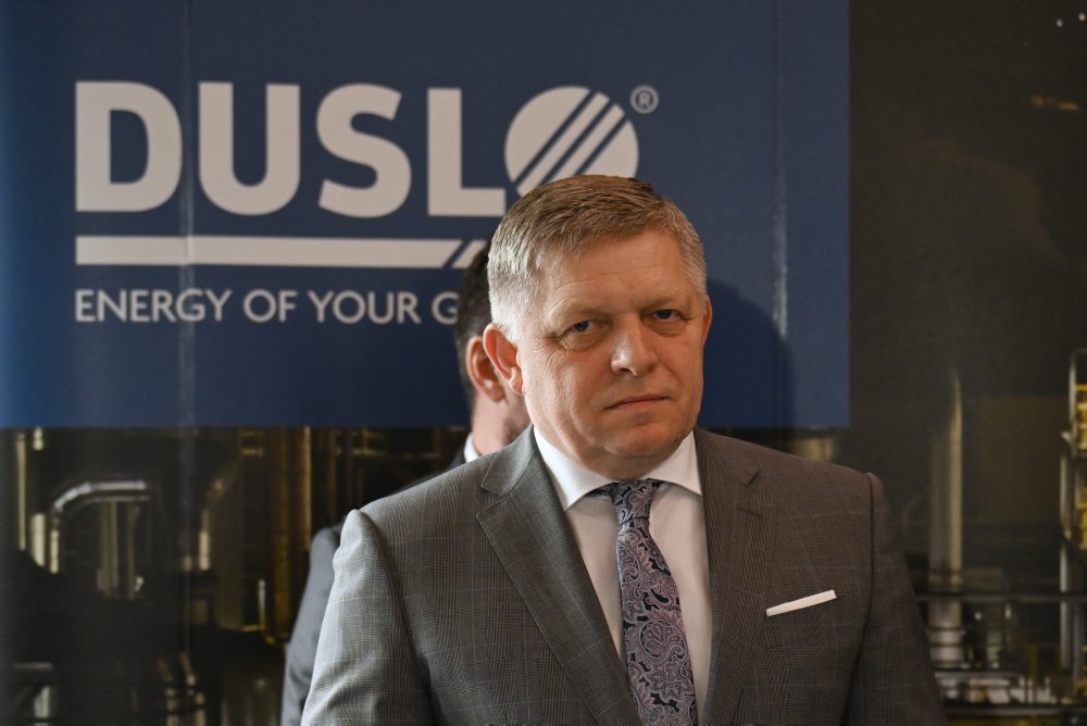 Premiér Robert Fico navštívil Duslo Šaľa