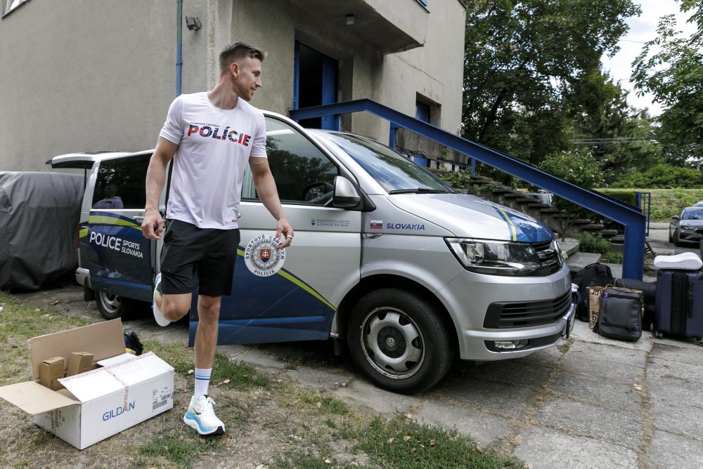 Odchod slovenskej výpravy kanoistov na MS v rýchlostnej kanoistike v Poznani