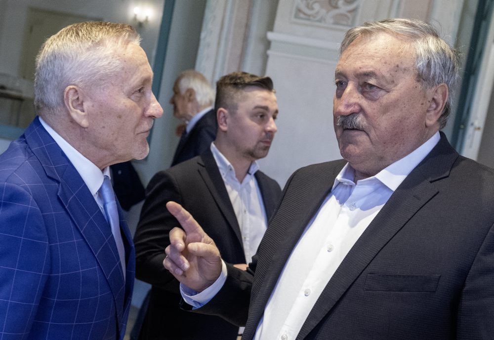 Prezident SR Peter Pellegrini prijal v Prezidentskom paláci v Bratislave majstrov Európy vo futbale z roku 1976 v Belehrade