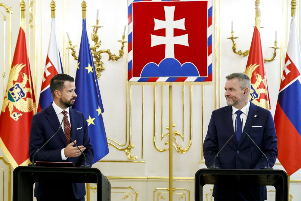 Prezident SR Peter Pellegrini prijal v Prezidentskom paláci v Bratislave prezidenta Čiernej Hory Jakova Milatovića 