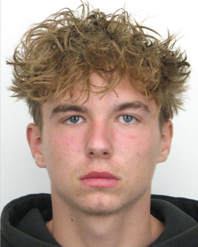 Polícia pátra po nezvestnom 15-ročnom Pavlovi z Handlovej