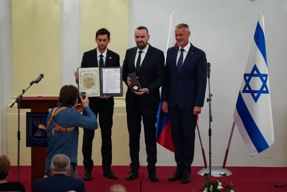 Udeľovanie ocenení Spravodliví medzi národmi