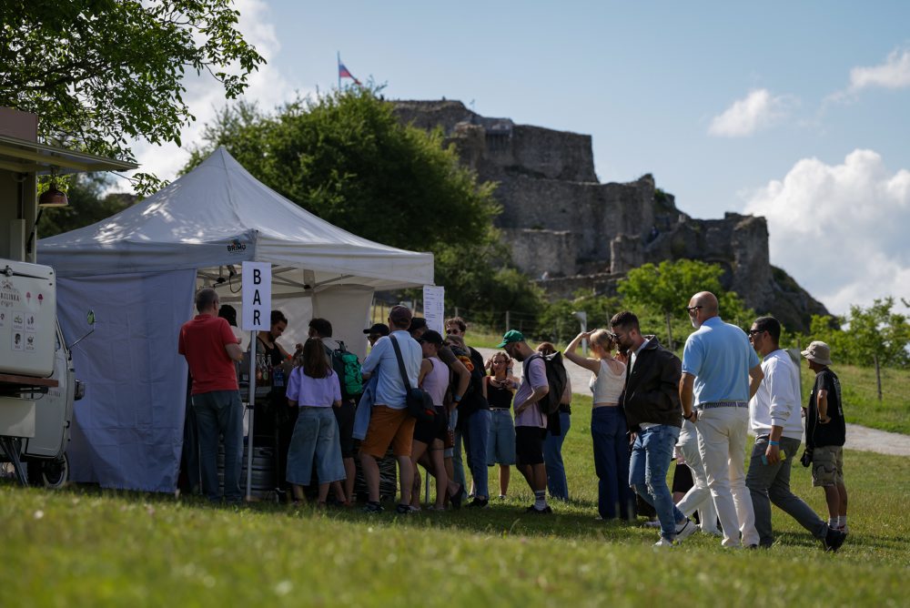 Multižánrový festival Sútok 2026 v Bratislave