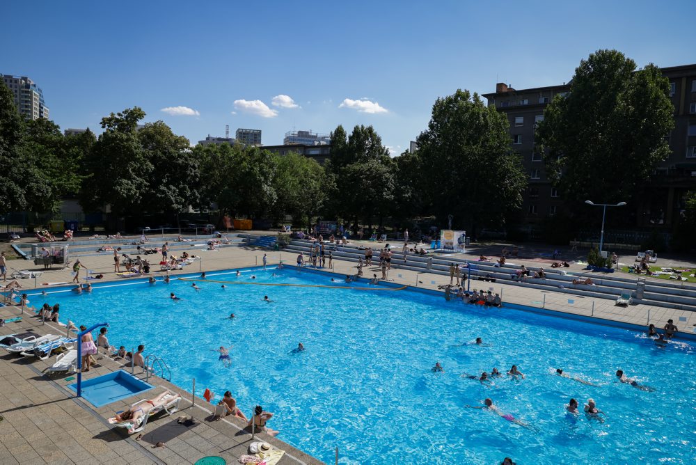 Kúpalisko Delfín v Bratislave 