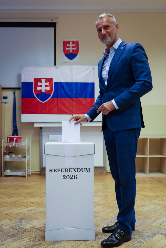 Referendum o zrušení doživotnej renty a obnove Úradu špeciálnej prokuratúry a Národnej kriminálnej agentúry