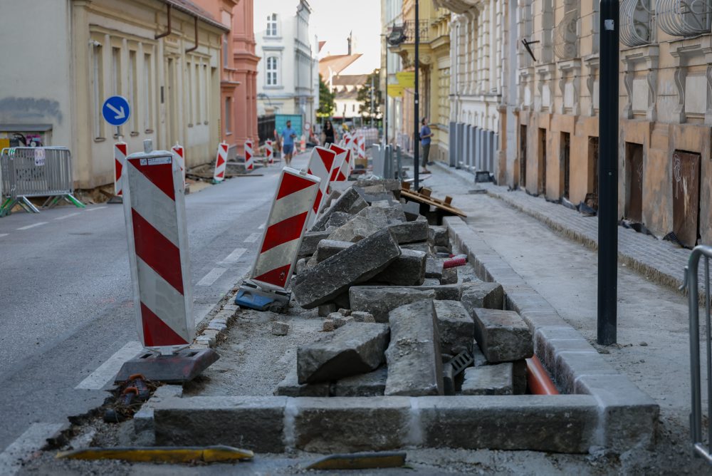 Rekonštrukcia južnej časti Kozej ulice v bratislavskom Starom Meste