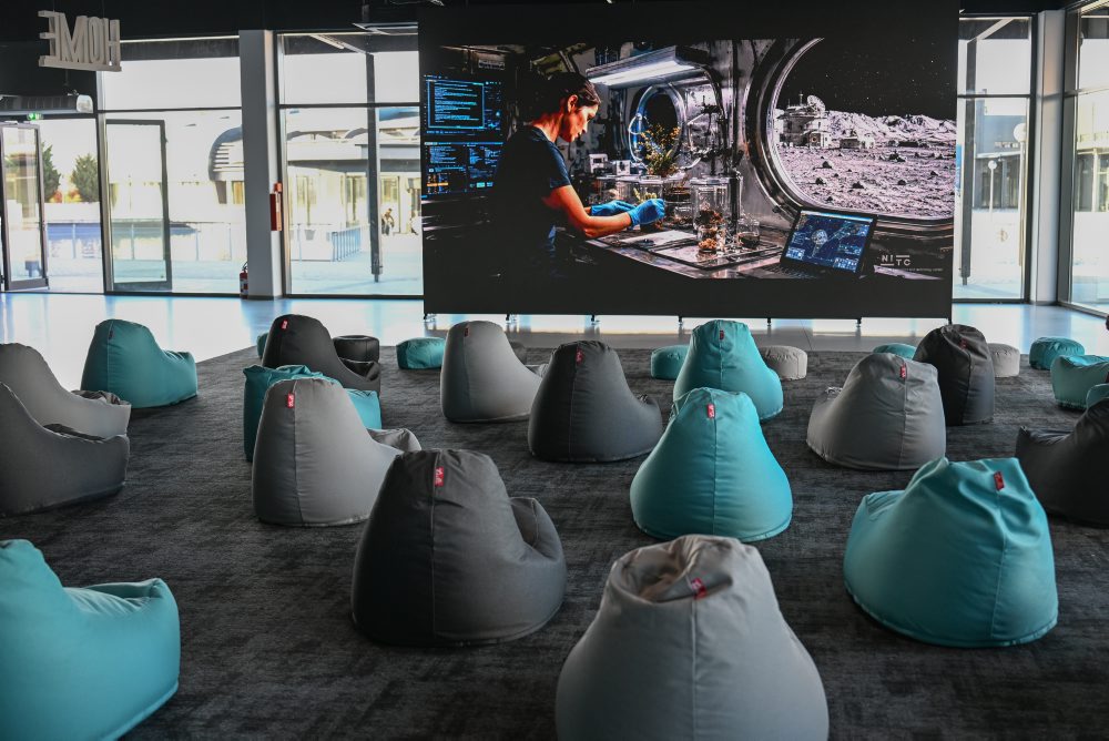 Národné inovačné a technologické centrum  vo Voderadoch