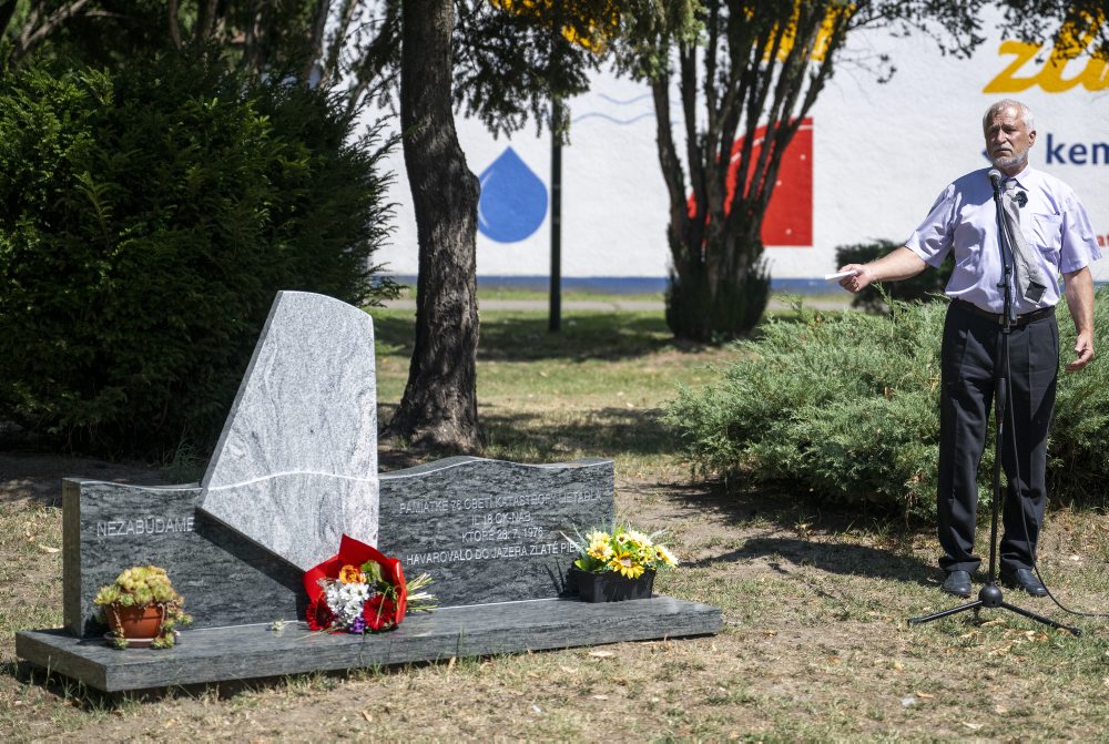  Pietna spomienka na obete pádu lietadla ČSA do jazera Zlaté piesky pri príležitosti 50. výročia leteckej nehody
