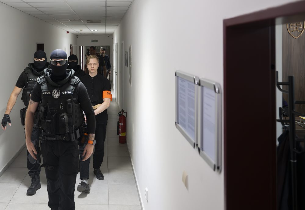 Proces s vrahom Samuelom S., ktorý útočil nožom na gymnáziu v Spišskej Starej Vsi