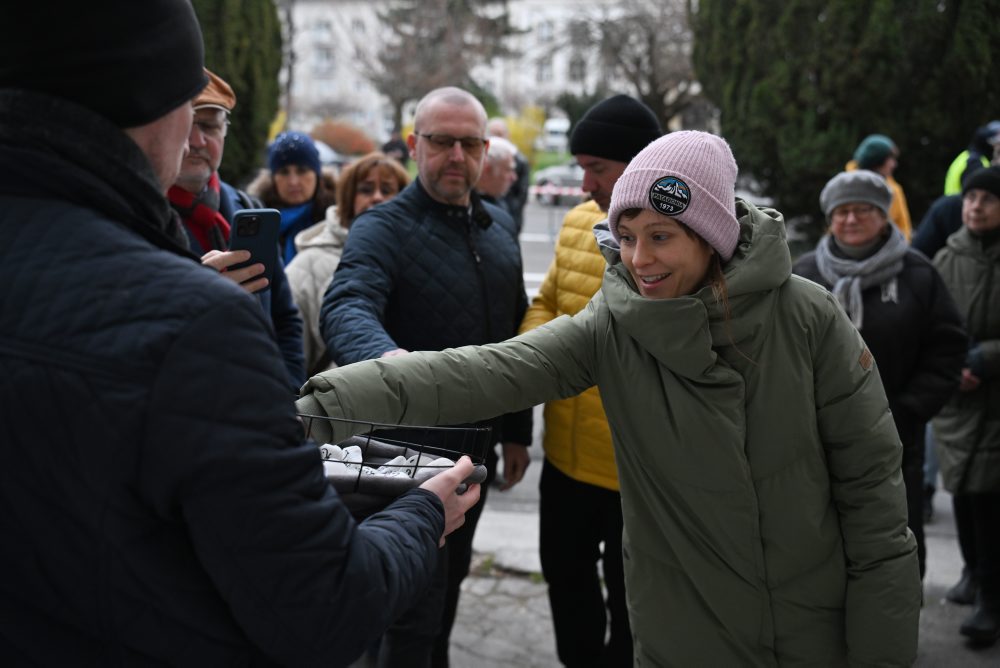 Atmosféra pochodu živých v Piešťanoch - Spomienka na výročie prvého transportu židovských dievčat a žien z mesta