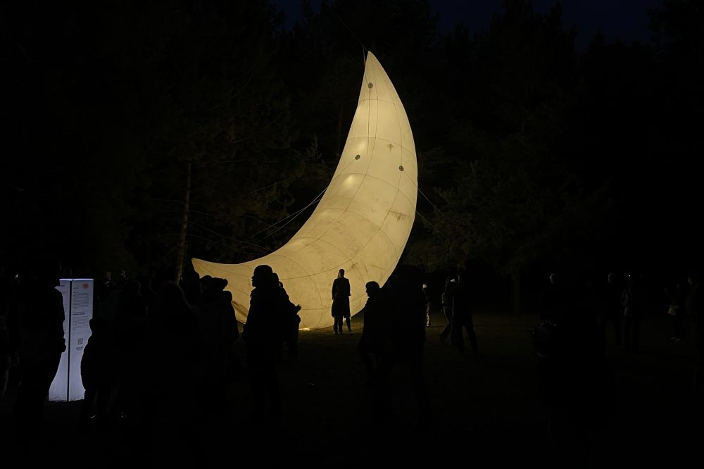 Prievidza: Festival NOX:ART premenil sídlisko Píly na galériu súčasného umenia
