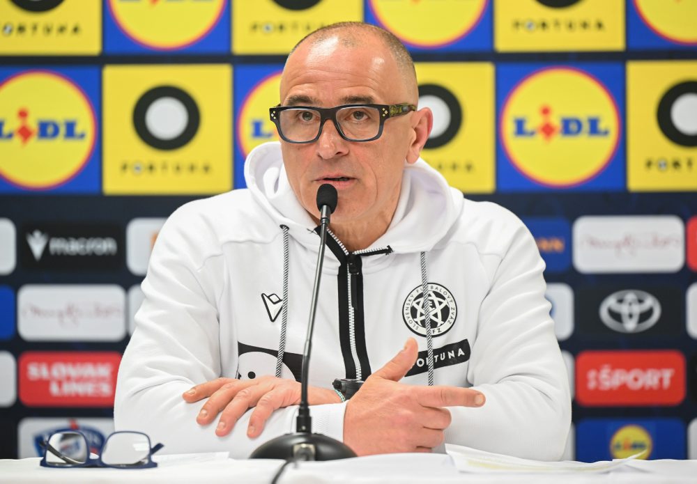 Oficiálna tlačová konferencia Slovenska pred priateľským zápasom s Rumunskom