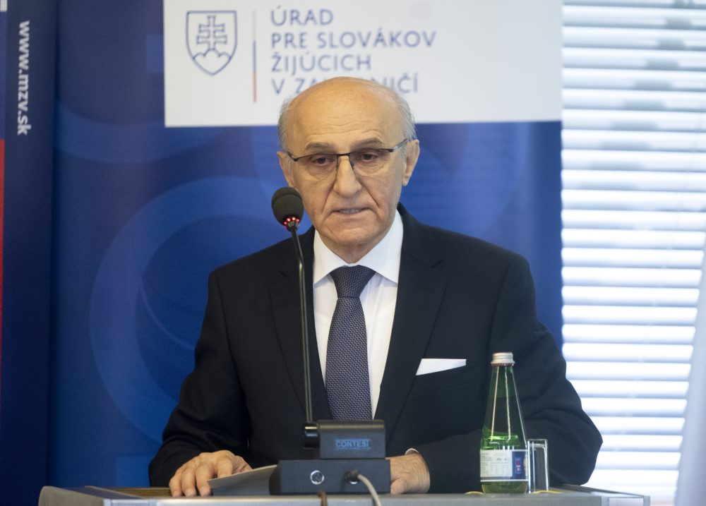 Juraj Blanár sa na Bratislavskom hrade zúčastnil na slávnostnom odovzdávaní ocenení pri príležitosti pamätného Dňa Slovákov žijúcich v zahraničí