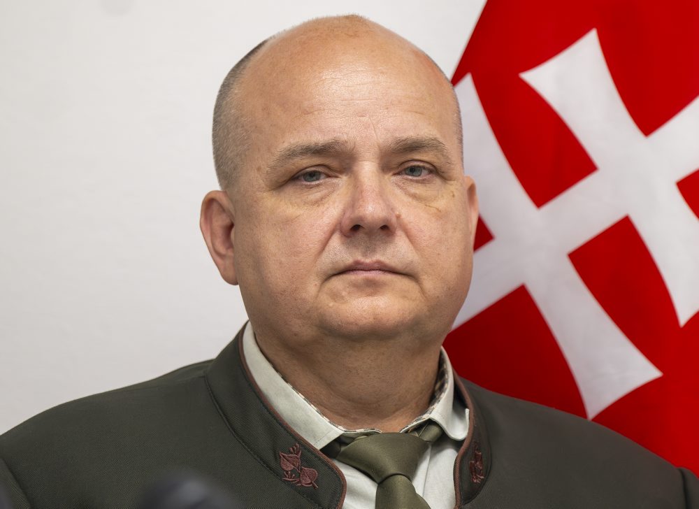 Miliónová pomoc pre poľovnícke združenia z rezortu pôdohospodárstva 