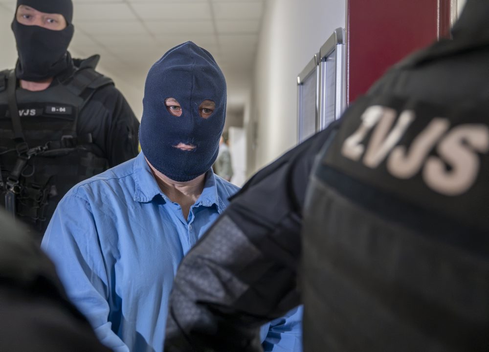 Kľúčový svedok Zoltán Andruskó prichádza na ŠTS v Pezinku v kauze Kuciak
