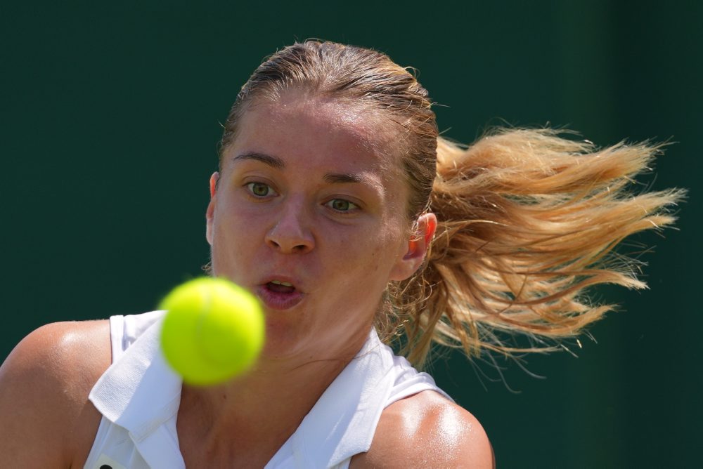1. kolo vo Wimbledone: Mananchaya Sawangkaewová (Thaj.) - Maja Chwalinská (Poľ.-20)