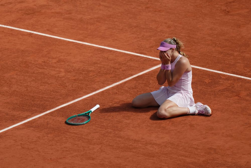 Maja Chwalinská (Poľ.) - Mirra Andrejevová (Rus.-8)