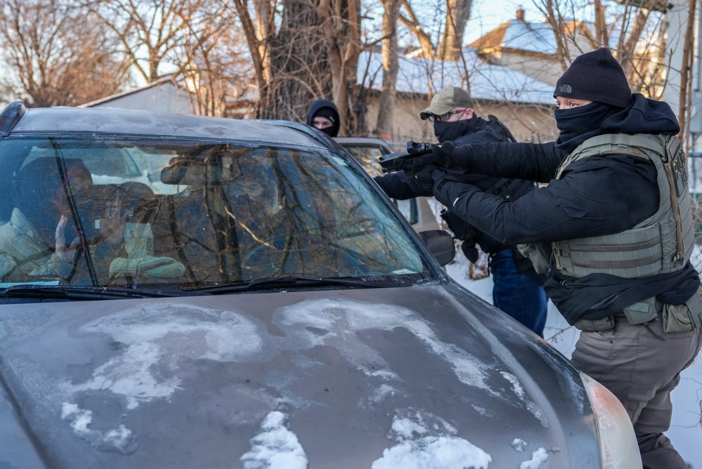 USA: Federálni agenti budú v Minneapolise nosiť telové kamery, oznámila Noemová