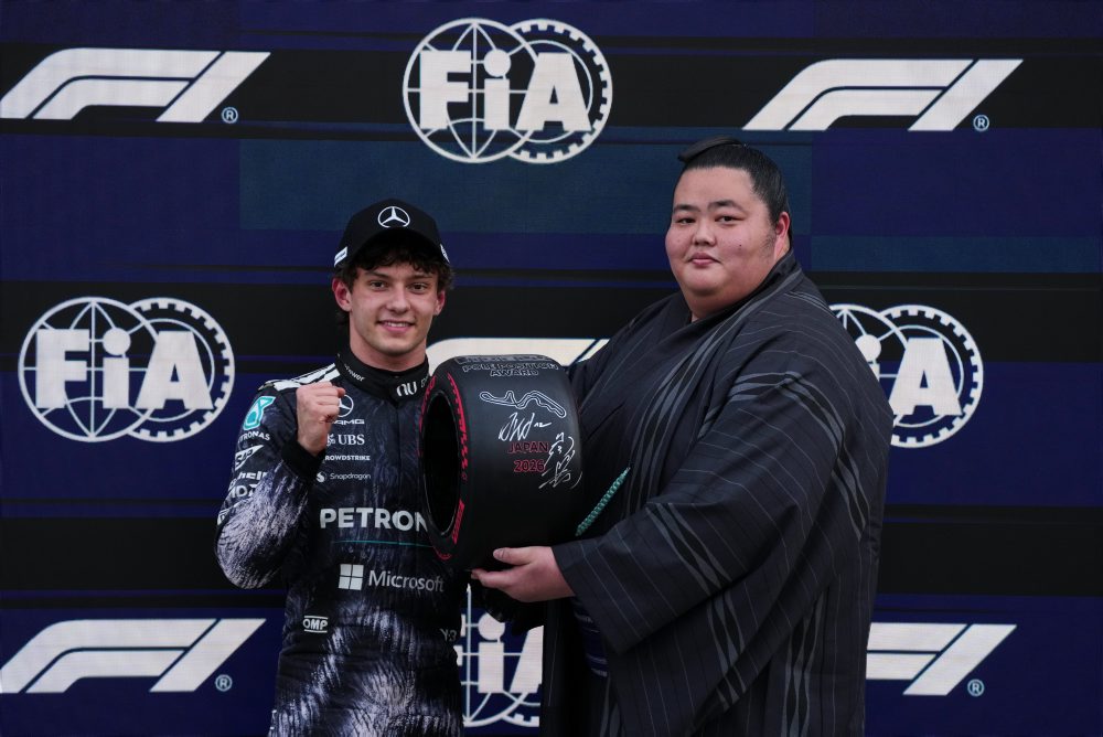 Talian Kimi Antonelli získal pole position na Veľkú cenu Japonska, Verstappen až jedenásty