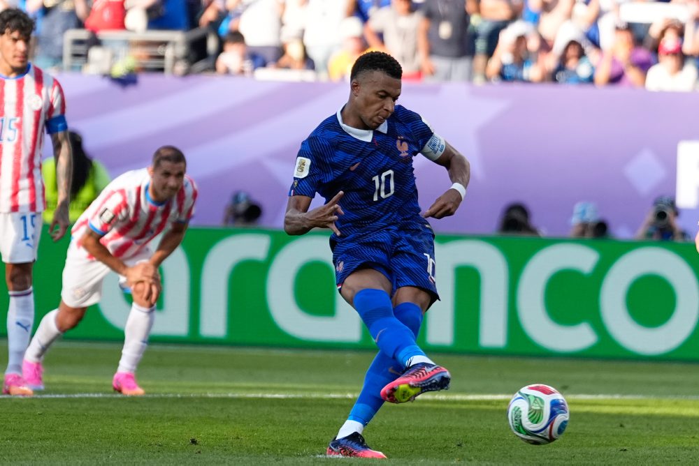 Osemfinále MS vo futbale: Paraguaj - Francúzsko 