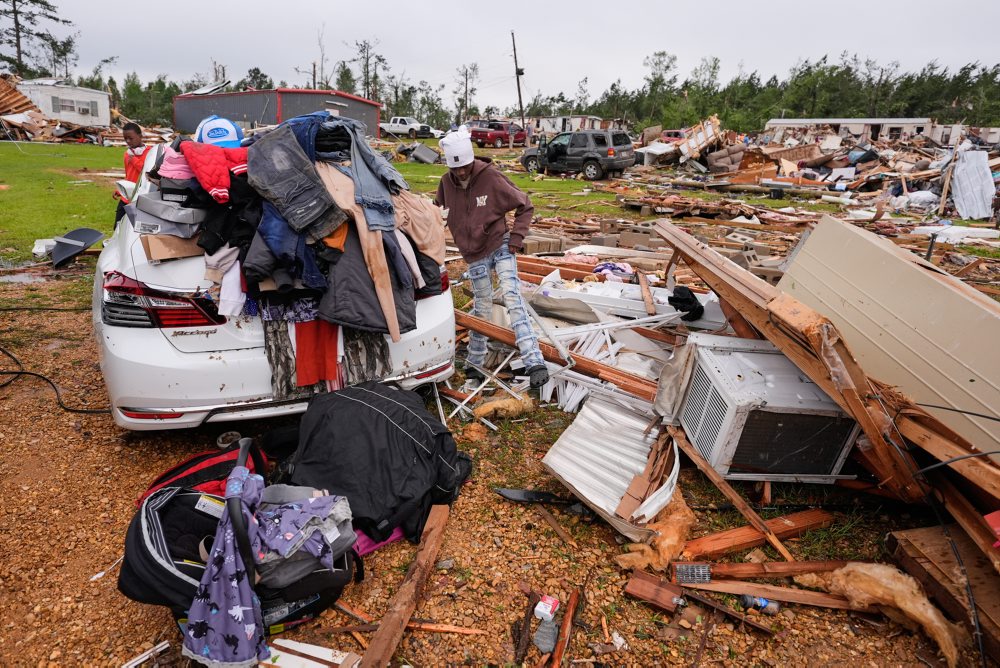 Ničivé búrky a tornáda v americkom štáte Mississippi