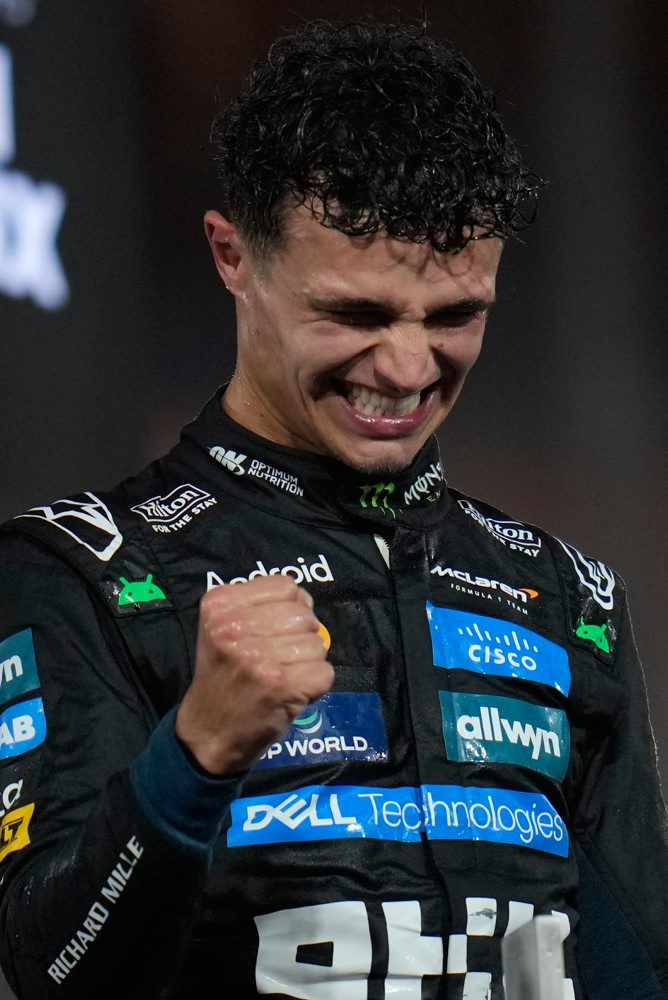 Brit Lando Norris novým majstrom sveta, stačilo mu na to tretie miesto na Veľkej cene Abú Zabí