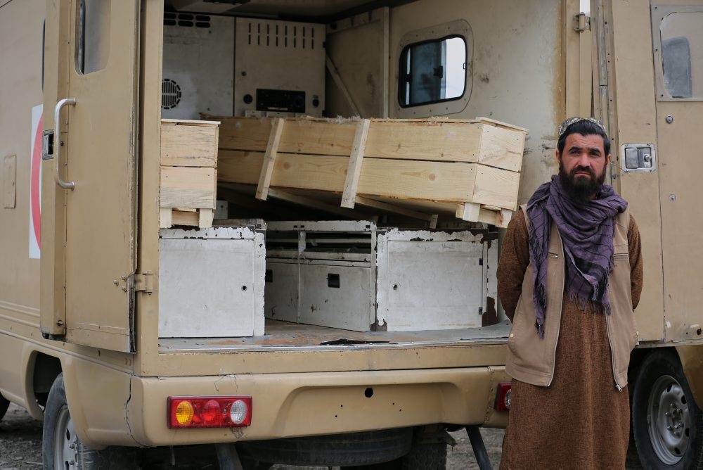 Afganistan: Pakistanský útok na nemocnicu v Kábule si vyžiadal už 400 obetí