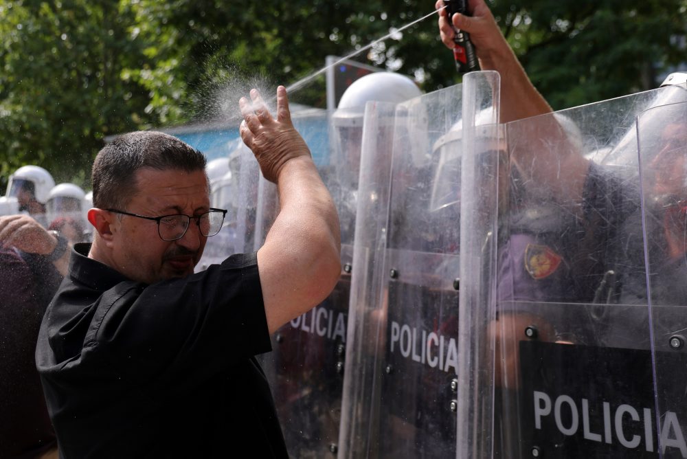 Protivládny protest v Albánsku