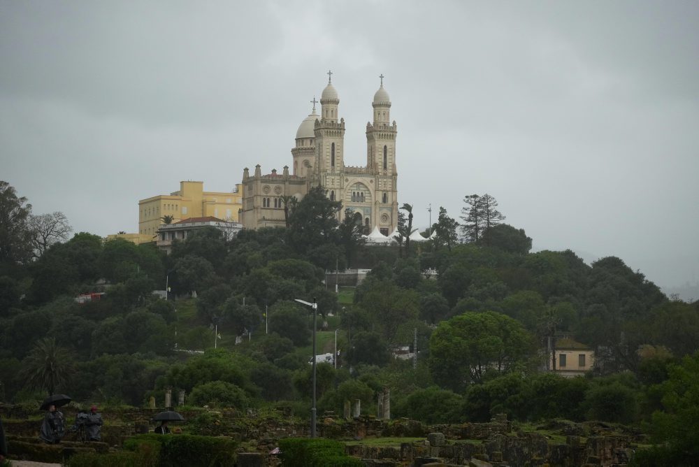Pápež Lev XIV. počas 10 dňovej apoštolskej cesty v Alžírsku