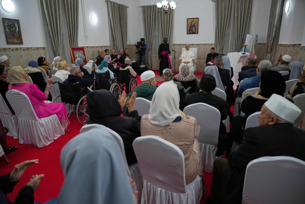 Pápež Lev XIV. pokračuje v návšteve Alžírska, v Annabe sa stretol s mníškami