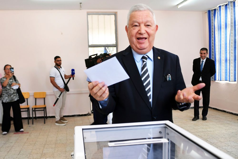 V Alžírsku sa konajú voľby do dolnej komory parlamentu