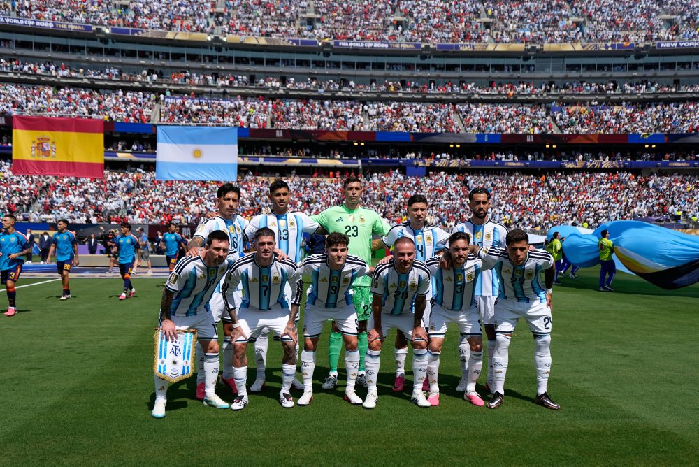 Finále MS vo futbale:  Španielsko - Argentína