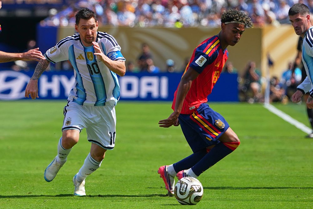 Finále MS vo futbale:  Španielsko - Argentína