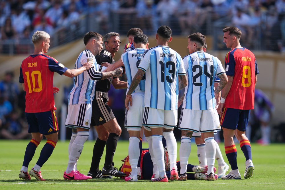 Finále MS vo futbale:  Španielsko - Argentína