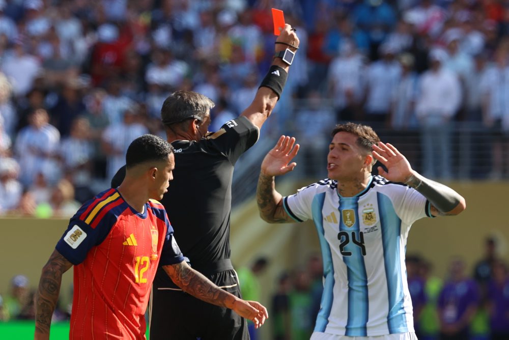 Finále MS vo futbale:  Španielsko - Argentína