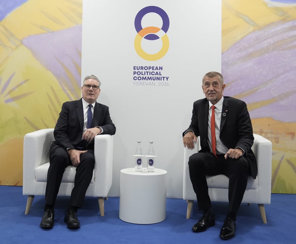 Ôsmy summit Európskeho politického spoločenstva