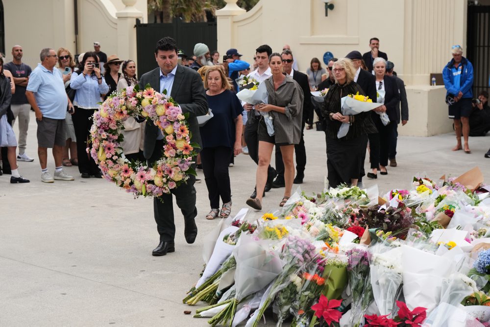 Austrália: Premiér navrhne po masovej streľbe prísnejšie zákony o zbraniach