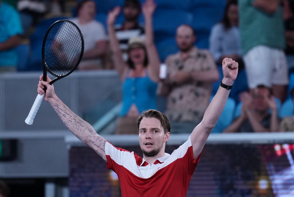 Alexander Bublik z Kazaschtanu postúpil do osemfinále dvojhry