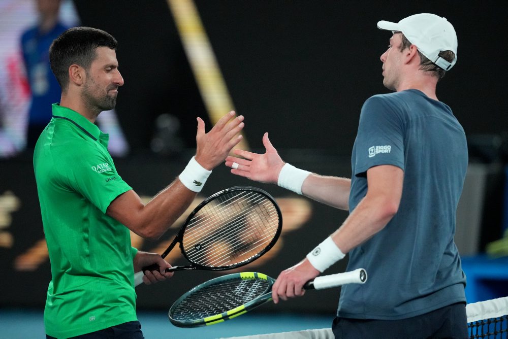 Novak Djokovič  - Botic van de Zandschulp