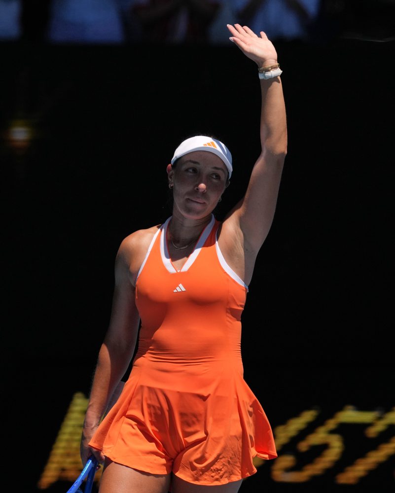 Američanka Jessica Pegulová vyradila obhajkyňu titulu Keysovú a postúpila do štvrťfinále dvojhry