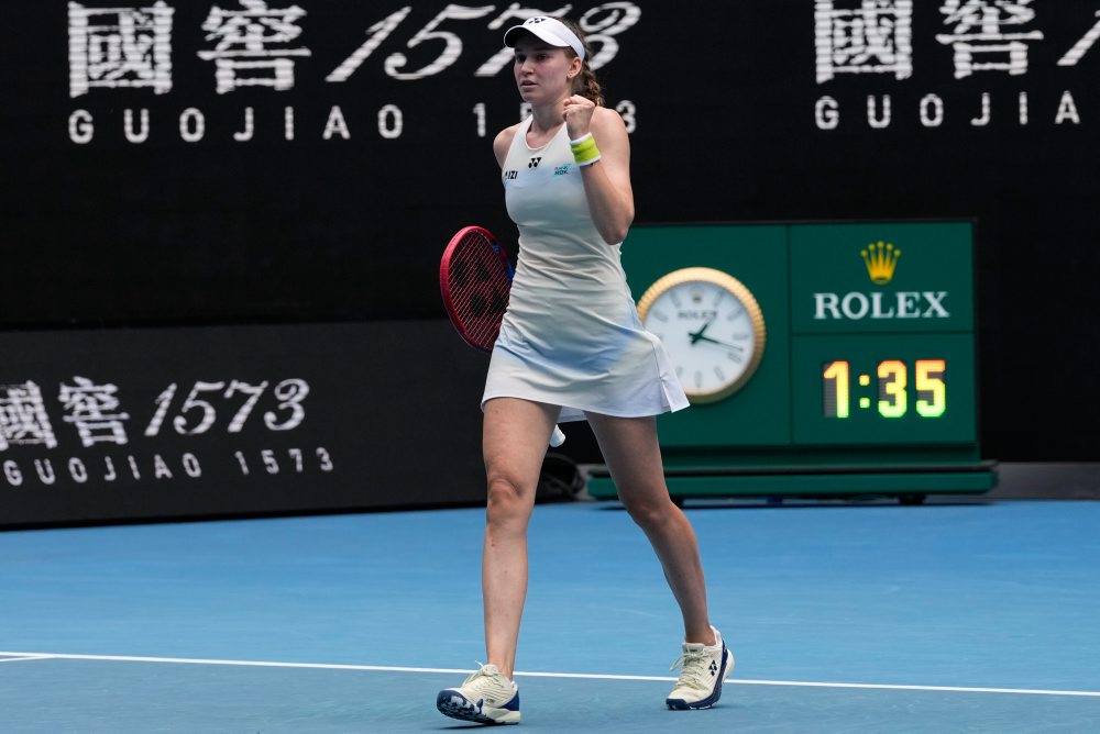 Kazaška Jelena Rybakinová postúpila do semifinále ženskej dvojhry