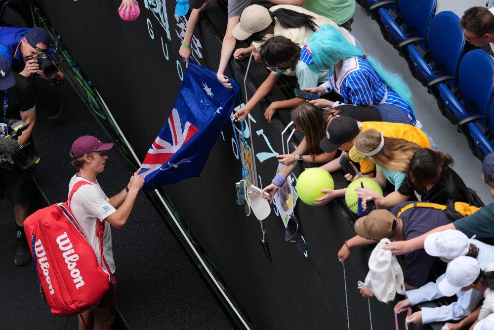 Alex de Minaur - Mackenzie McDonald