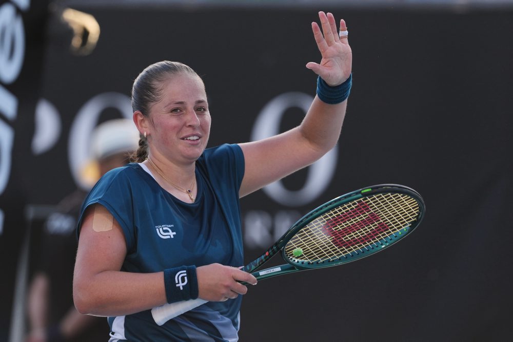 Rebecca Šramková - Jelena Ostapenková  