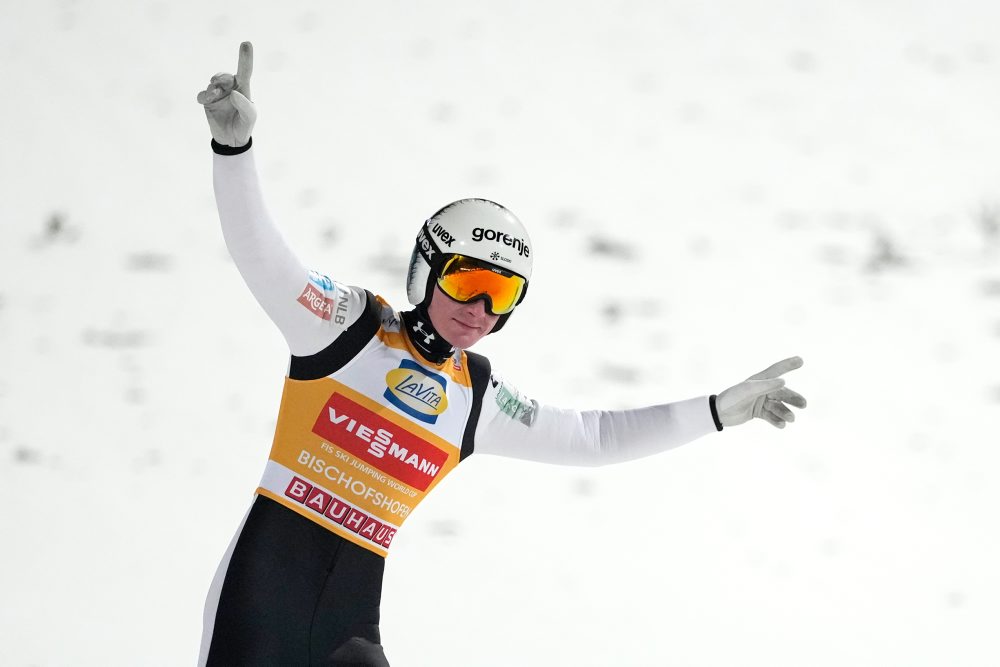 Slovinec Domen Prevc sa stal celkovým víťazom Turné štyroch mostíkov v Bischofshofene 